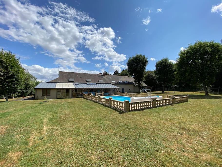 Le Cabaret Paisible Avec Piscine Villa Montierchaume Buitenkant foto